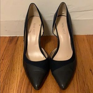 Dark navy nine west leather/suede pointed heels